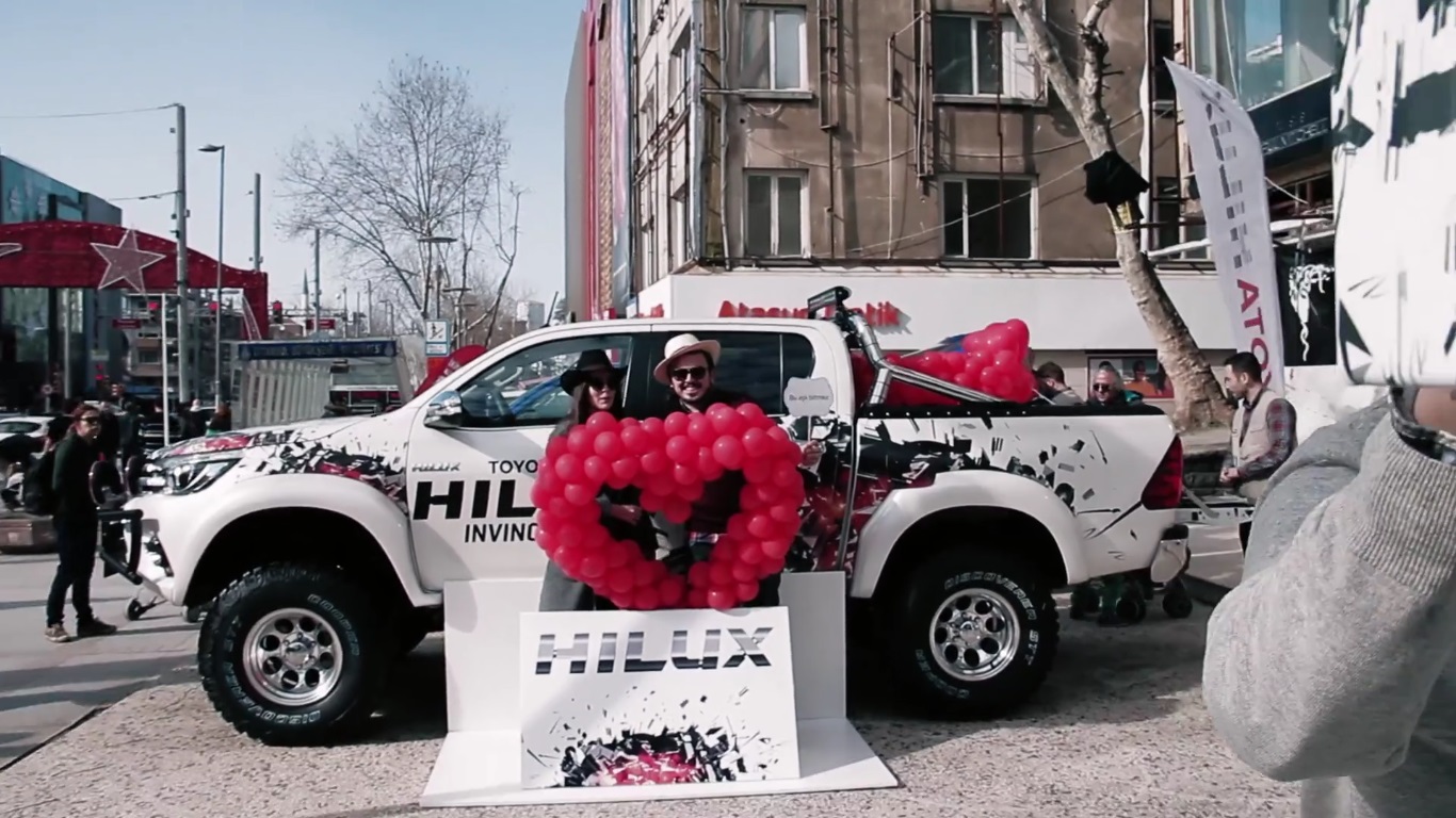 Hayatın Tüm Yönleri İçin: Hilux