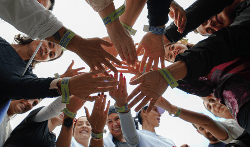 Lululemon | Live Like Summer Won’t Last Forever